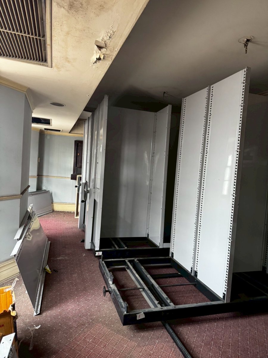 ผลงานรื้อถอน ขนย้าย ติดตั้งตู้ราวเลื่อน 7