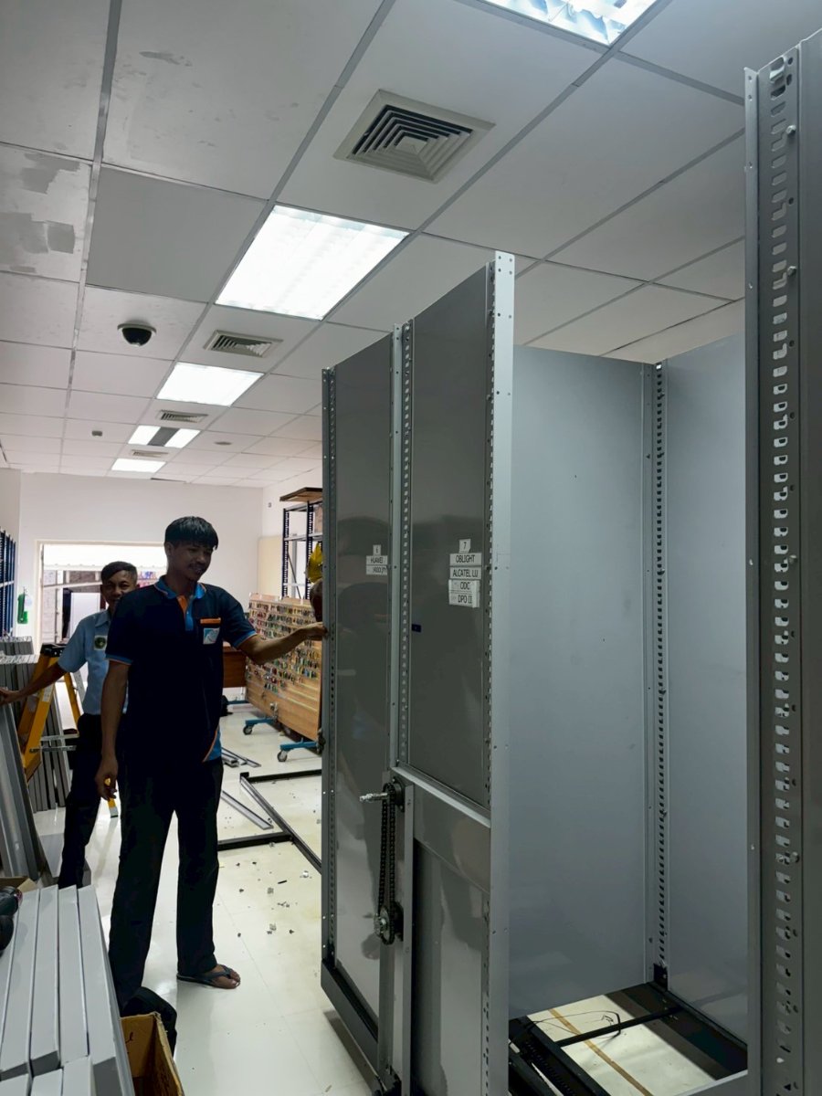 ผลงานรื้อถอน ขนย้าย ติดตั้งตู้ราวเลื่อน 8