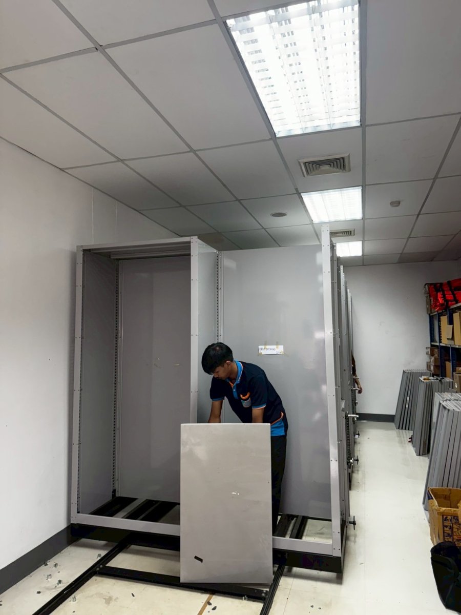ผลงานรื้อถอน ขนย้าย ติดตั้งตู้ราวเลื่อน 7