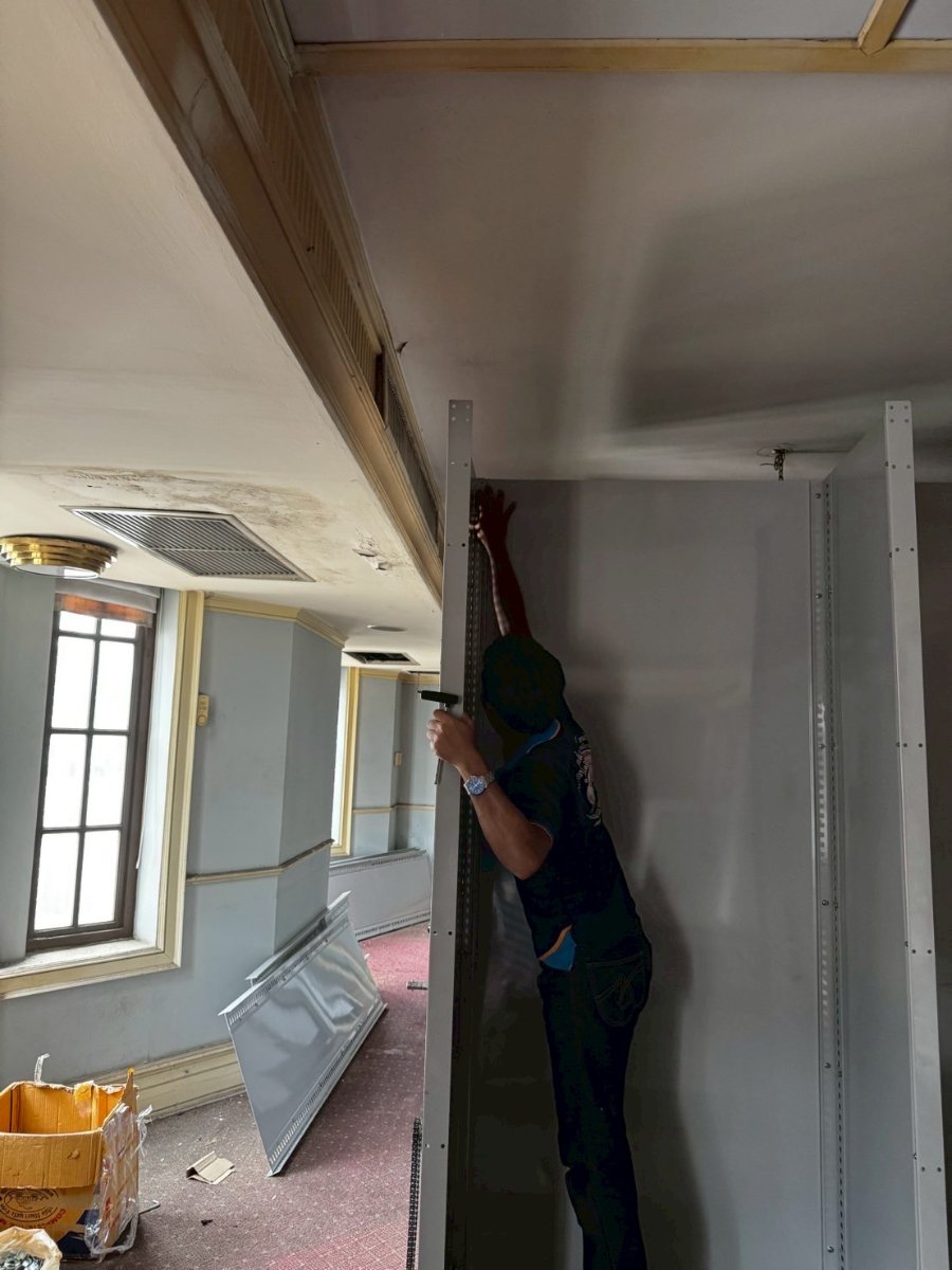 ผลงานรื้อถอน ขนย้าย ติดตั้งตู้ราวเลื่อน 6